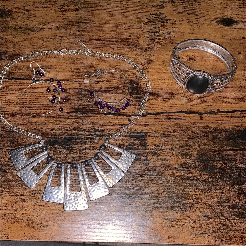 Silver and Black Jewelry Set